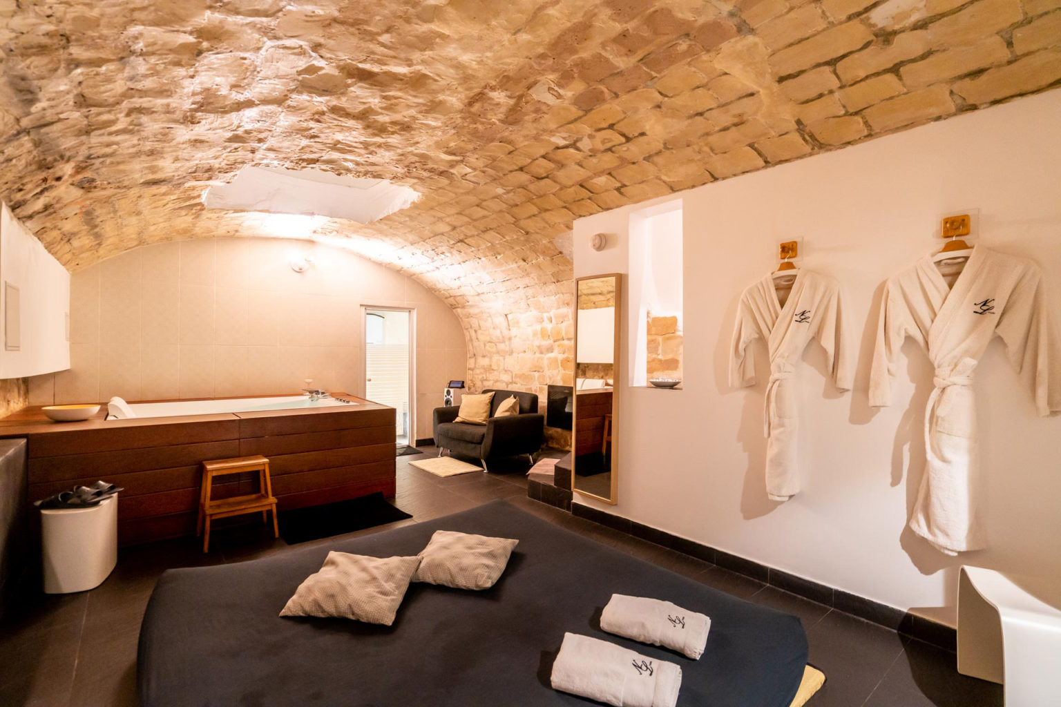 Spa privatif privé et massage - Naturellement Luxe Paris